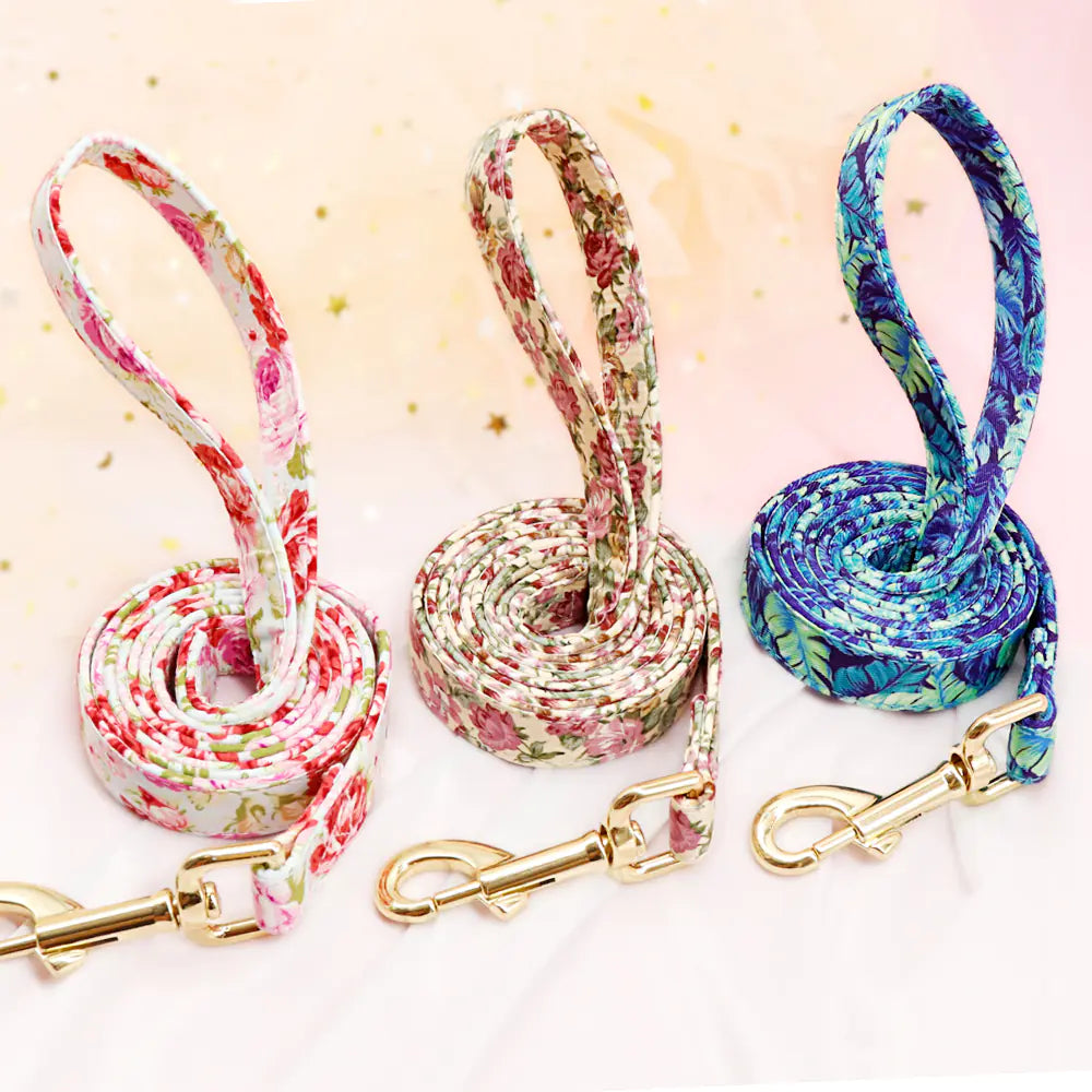 Personalized Floral Dog Collar and Leash Set for Dogs