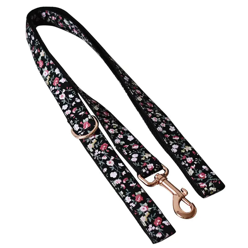 Black Flower Pet Leash and Collar for Dogs and Cats