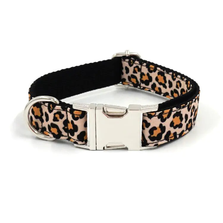 Leopard Print Dog Collar - Fashionable Pet Accessory